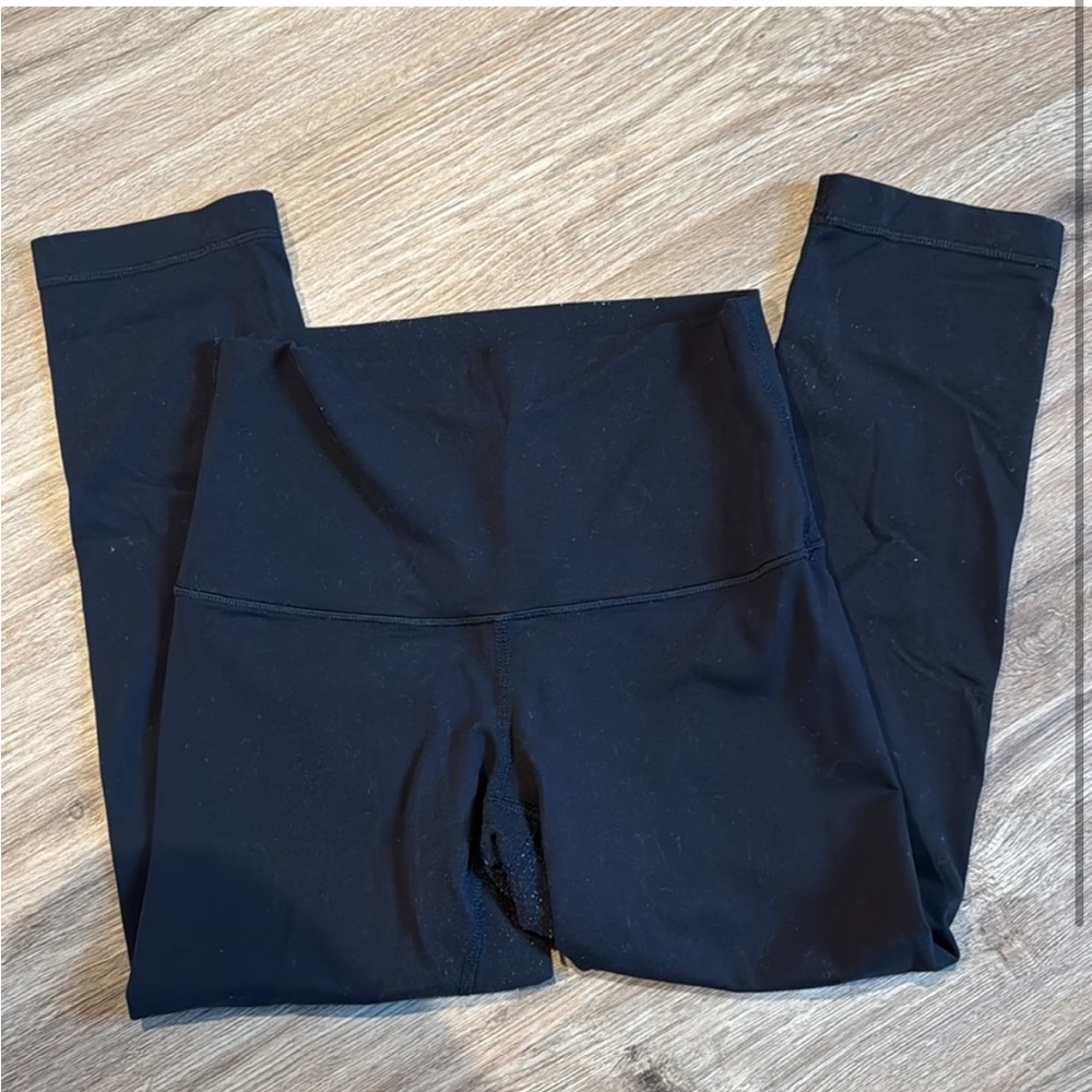 Lululemon black crop leggings
